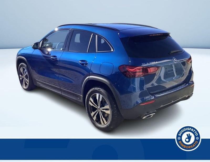 Mercedes-Benz GLA 200d Automatic Advanced Progressive