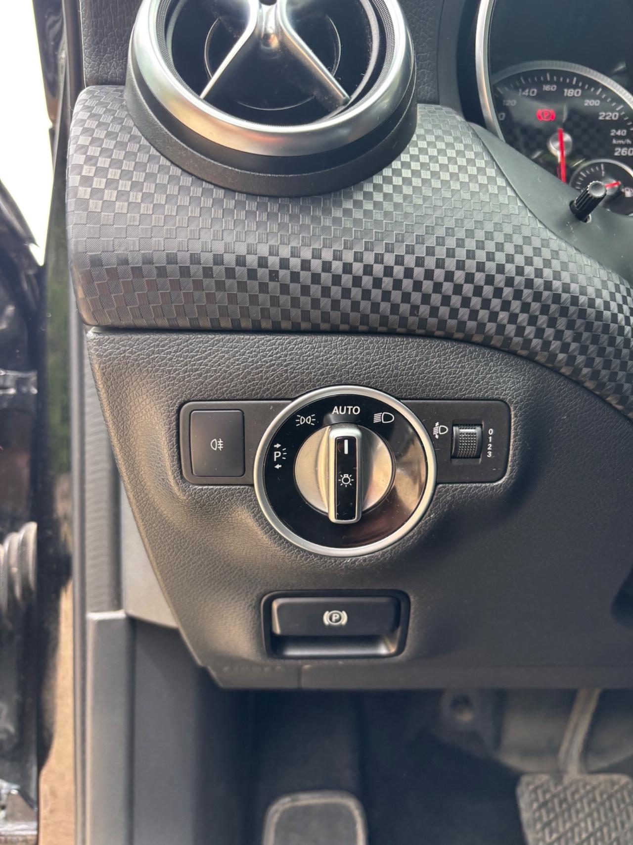 Mercedes-benz A 180 d Automatic Sport