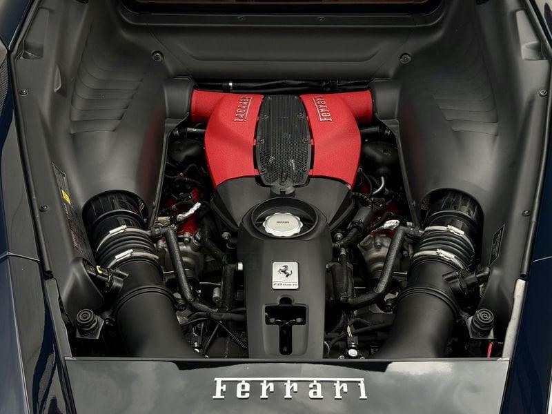 Ferrari F8 F8 Tributo - Blu Pozzi - sollevatore
