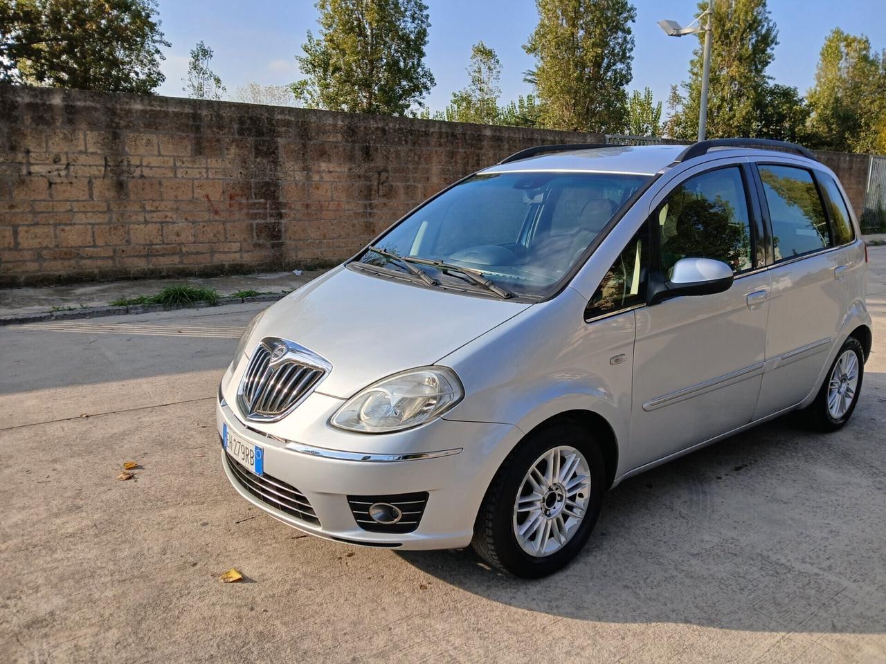 Lancia MUSA 1.3 Mjt 95 CV 5th Avenue anno 2011