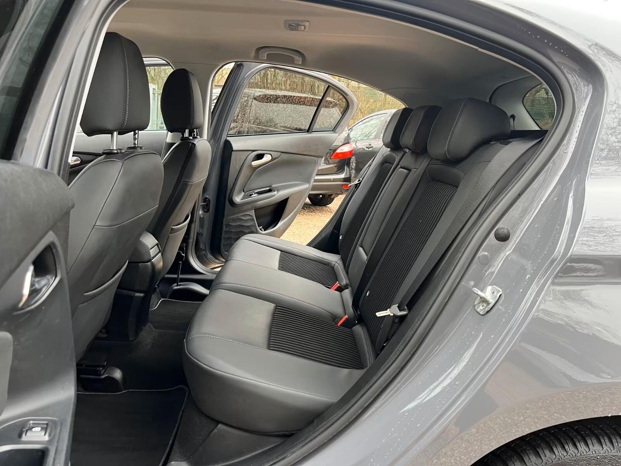 Fiat Tipo 1.4 T-Jet 120CV 5 porte S-Design