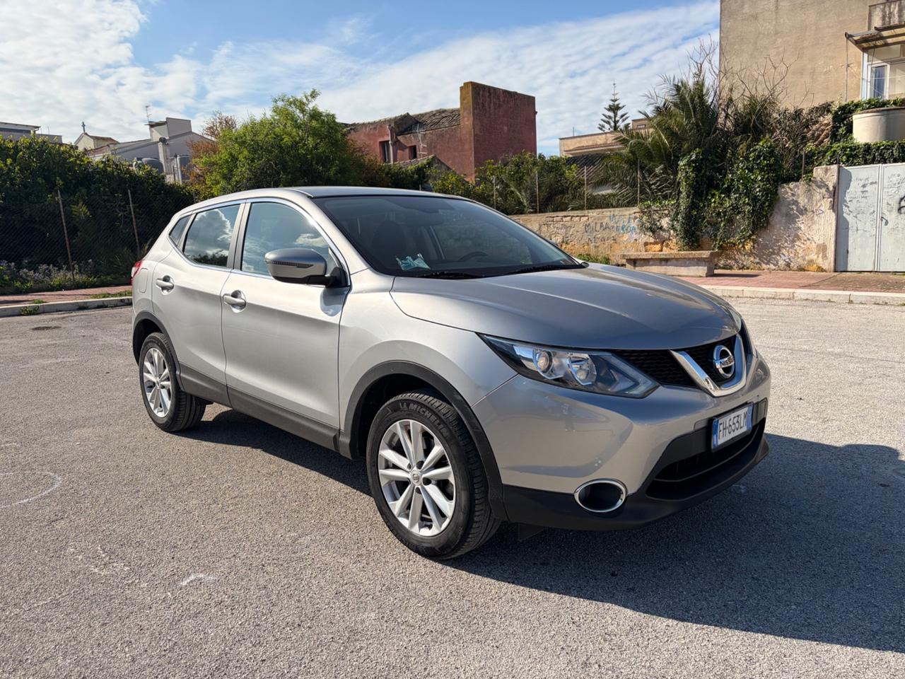 Nissan Qashqai 1.5 dCi N-Vision