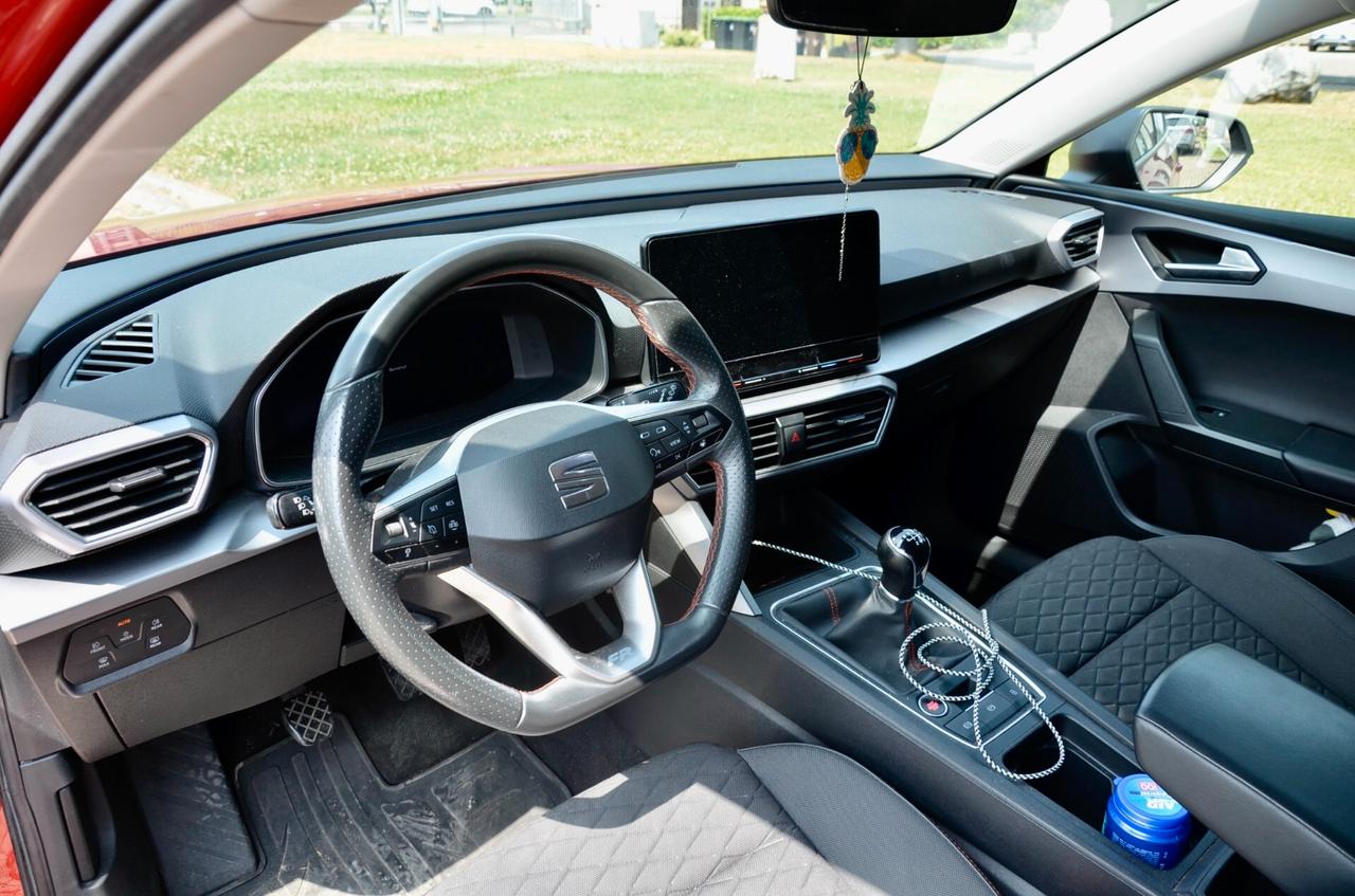 SEAT LEON 1.5 TSI STYLE 130cv, SERVICE UFF SEAT, EURO 6D, NAVI, FARI LED, LED AMBIENTE, PERMUTE