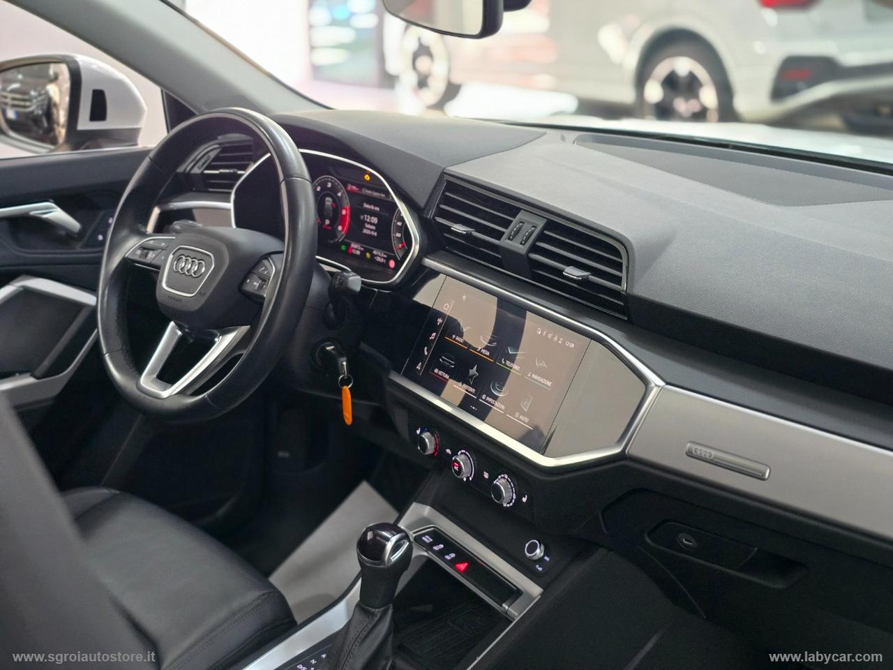 AUDI Q3 SPB 35 TDI S tronic S-LINE