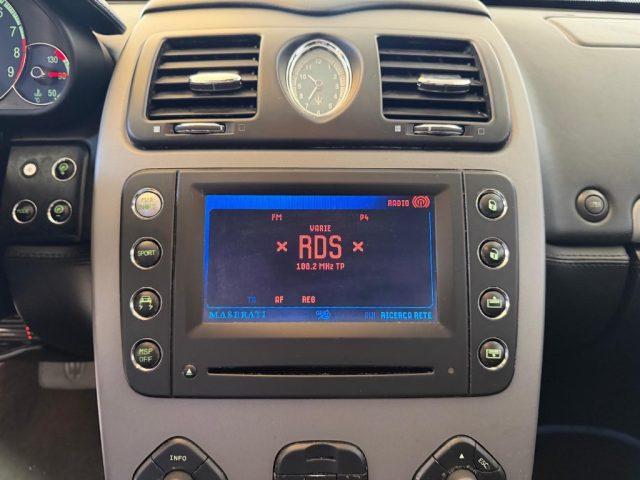 MASERATI Quattroporte 4.2 V8 //SERVICE BOOK//FULL