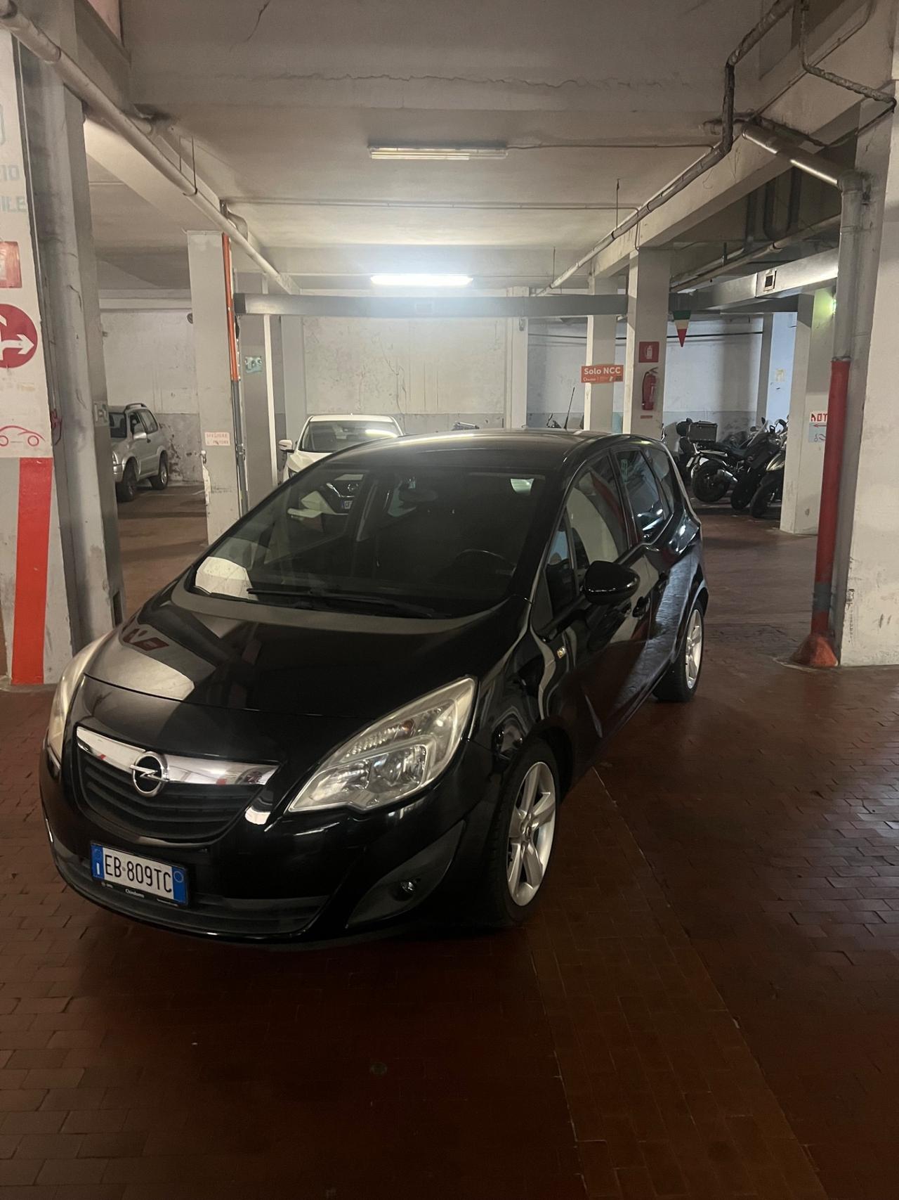 Opel Meriva 1.4 100Cv - EURO5 - NEOPATENTATI