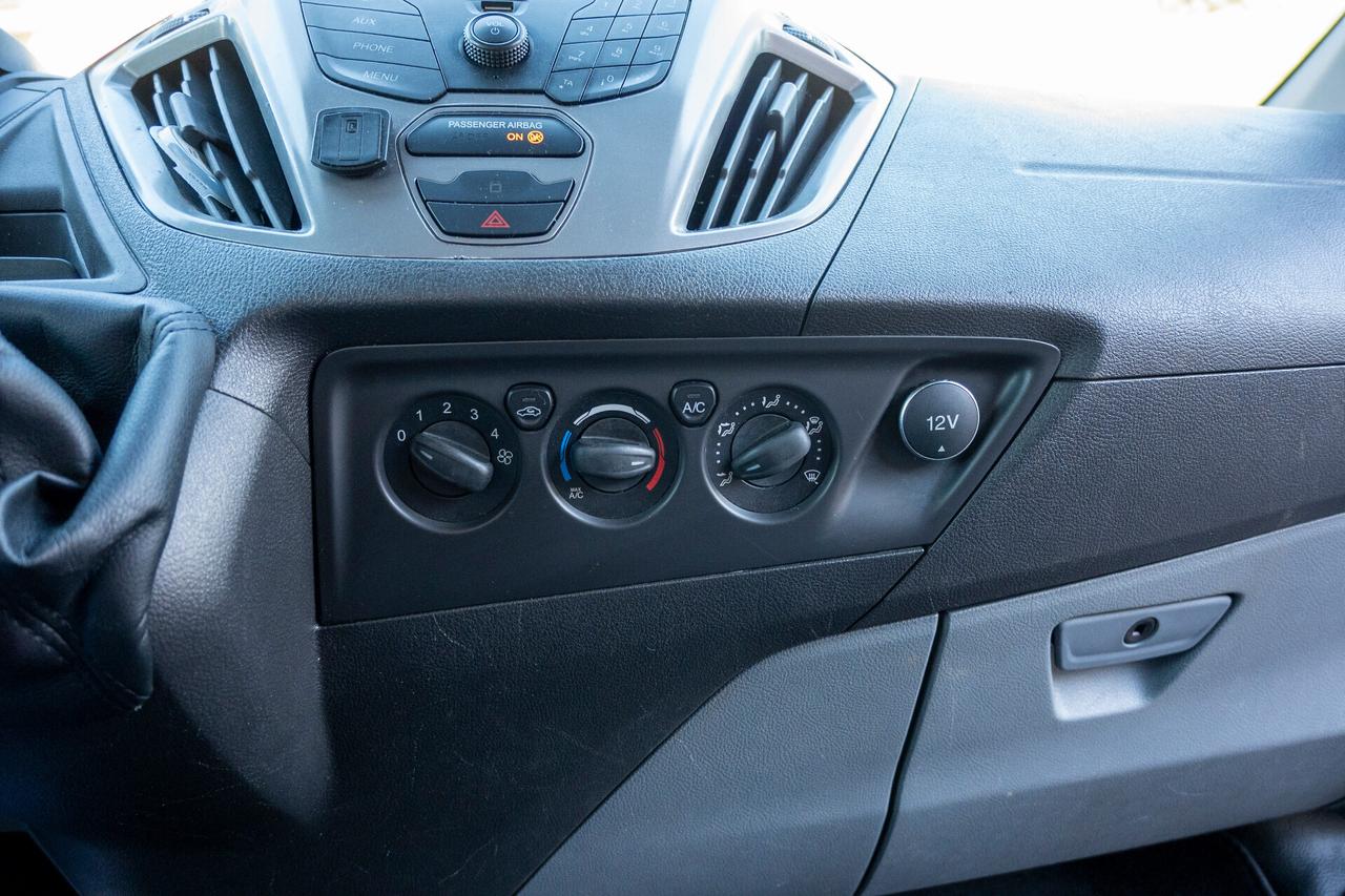 Ford Transit Custom 2.2 TDCi 125CV - 9 POSTI