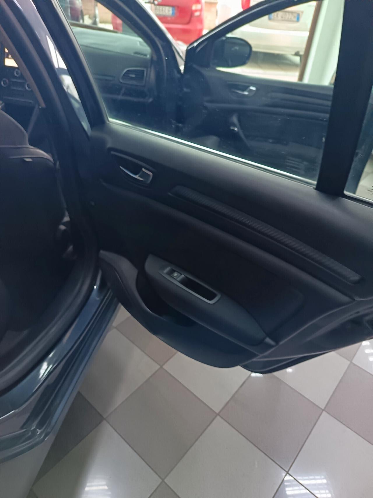 Renault Megane Mégane Sporter Blue dCi 115 CV EDC Intens