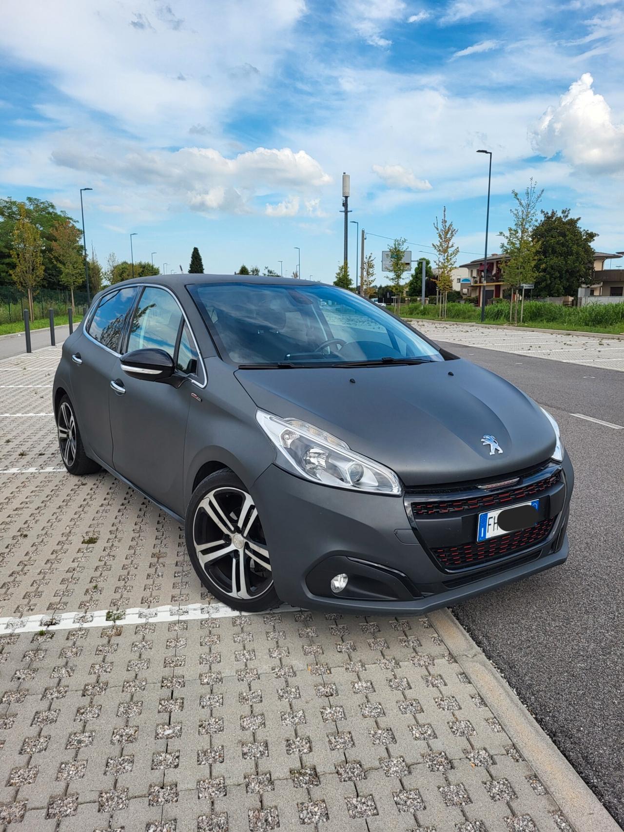 Peugeot 208 GT Line 5P