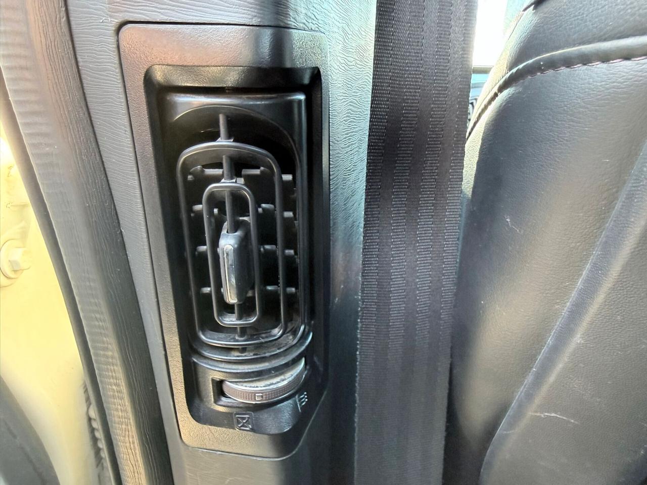 Mahindra XUV500 2.2 16V FWD W8