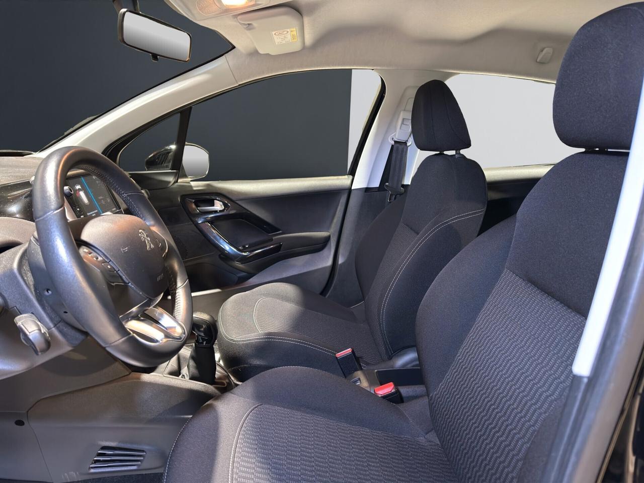 Peugeot 208 PureTech 82 5p. GPL Allure