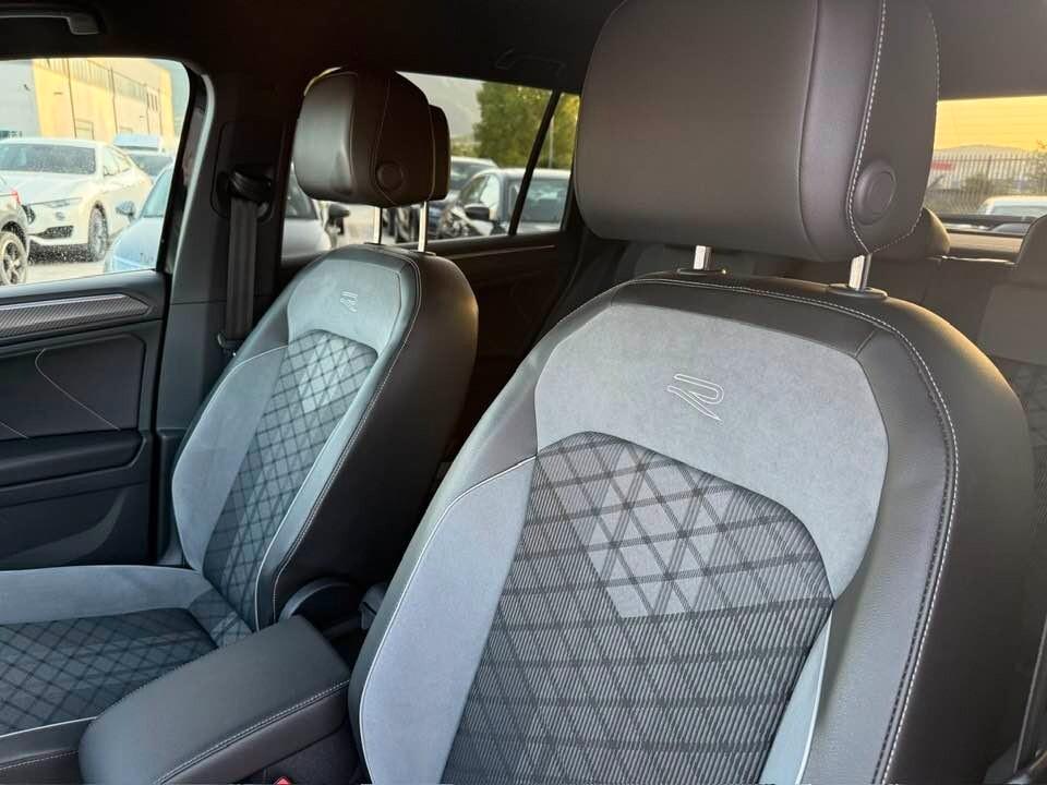 Volkswagen Tiguan 2.0 TDI 150 CV DSG R-Line