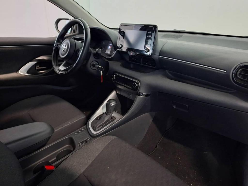 Toyota Yaris 1.5 VVT-iE Hybrid Business E-CVT