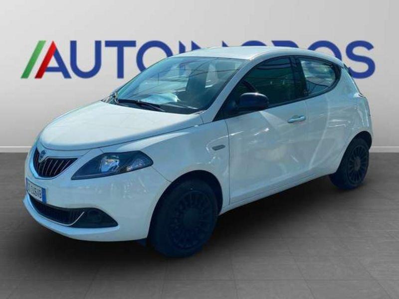 Lancia Ypsilon III 2021 1.0 firefly hybrid Silver s