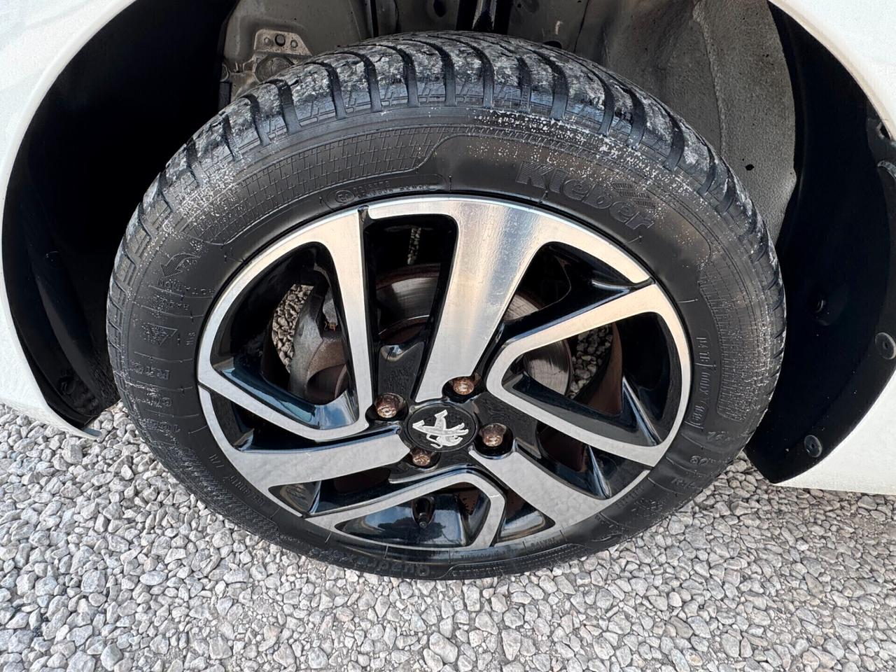 Peugeot 108 1000 benzina cabrio 5 porte 1 prop. nord italia 2014