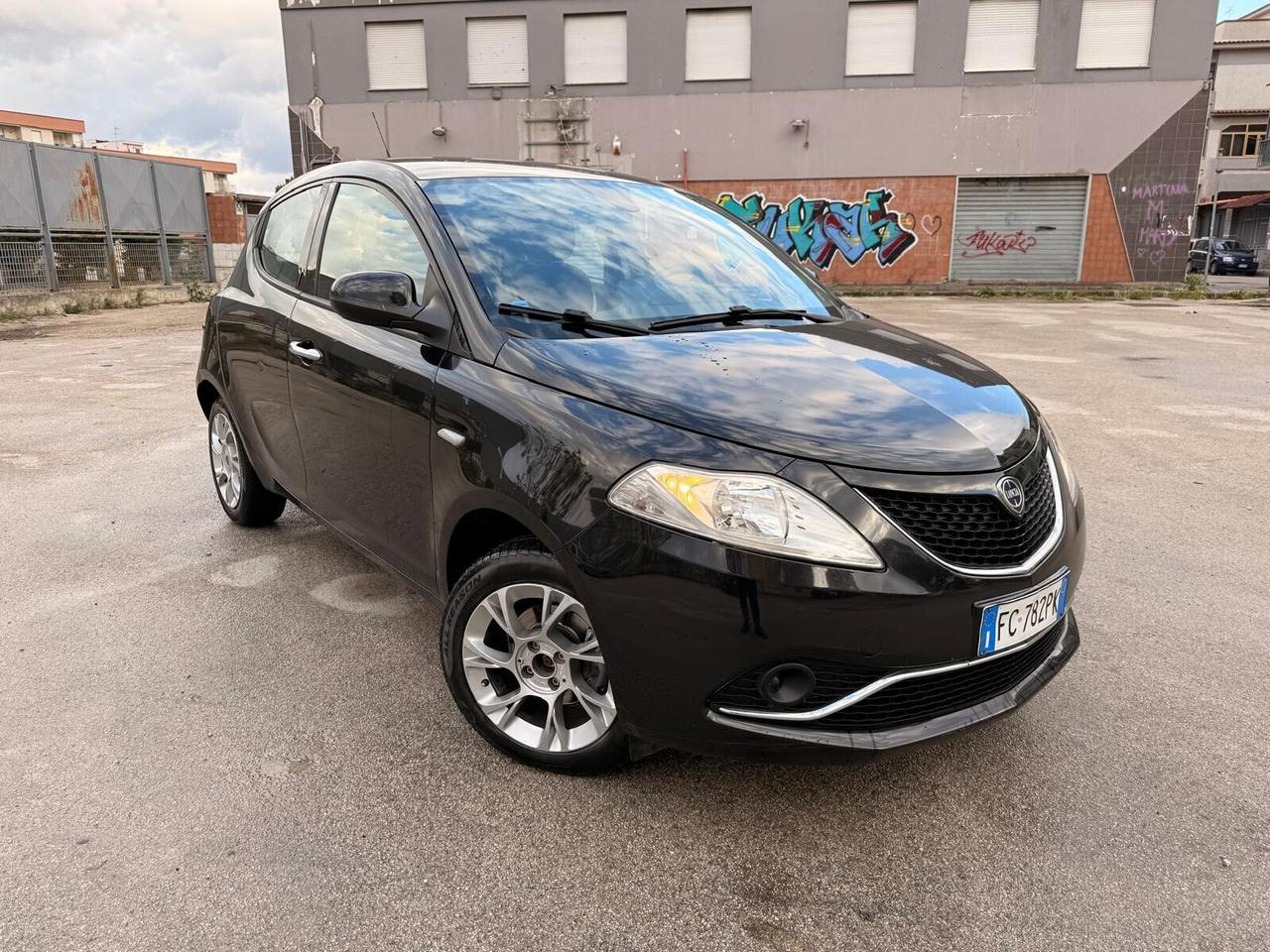 Lancia Ypsilon 1.3 MJT 16V 95 CV 5 porte S&S Platinum
