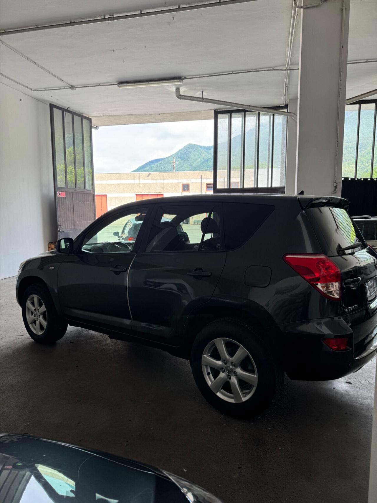 Toyota RAV 4 RAV4 Crossover 2.0 Sol