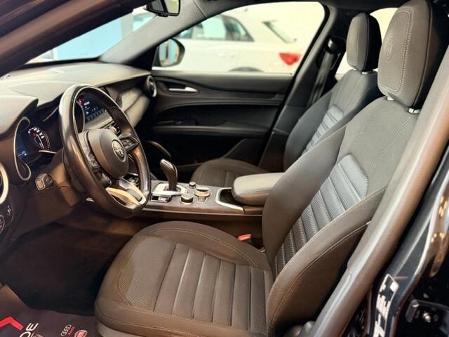 Alfa Romeo Stelvio 2.2 Turbodiesel 160 CV AT8 RWD Super Business