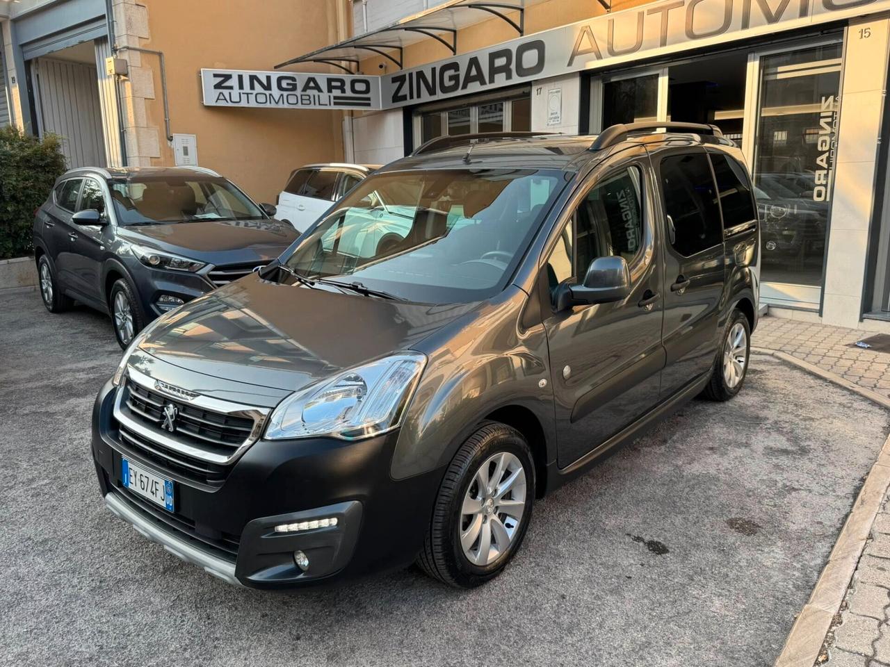 PEUGEOT PARTNER TEPEE 1.6 HDI 120 OUTDOOR 5 POSTI