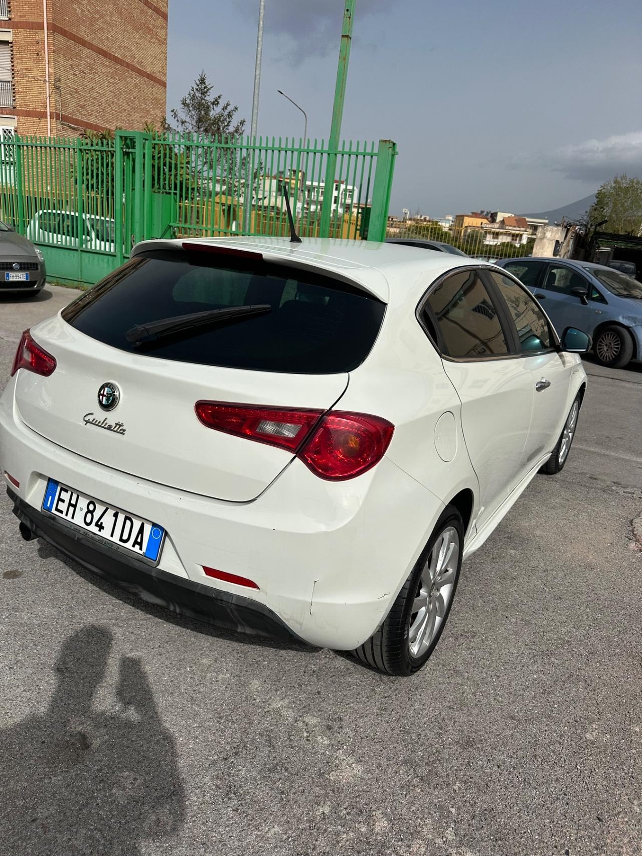 Alfa Romeo Giulietta 1.6 JTDm-2 105 CV Distinctive