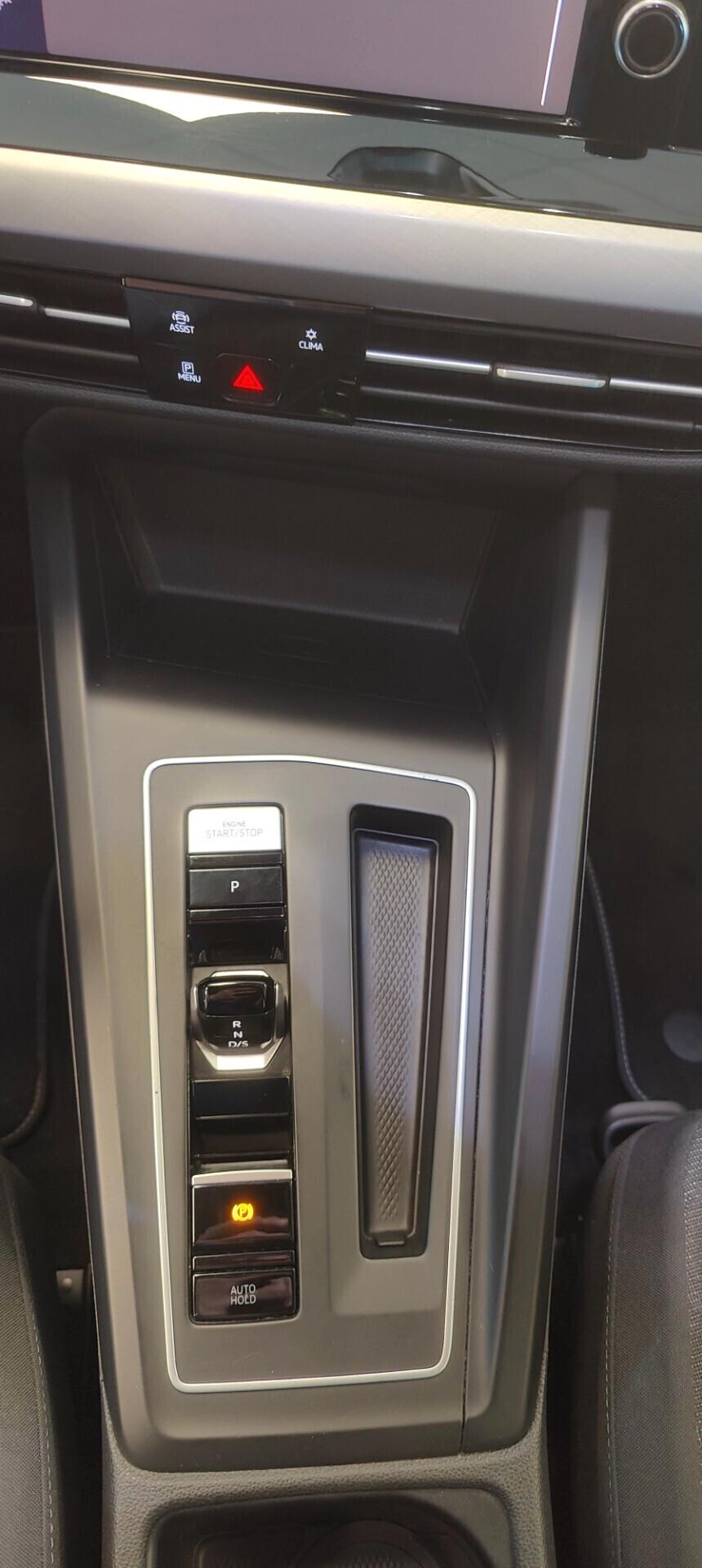 Volkswagen Golf 1.5 TGI DSG Life