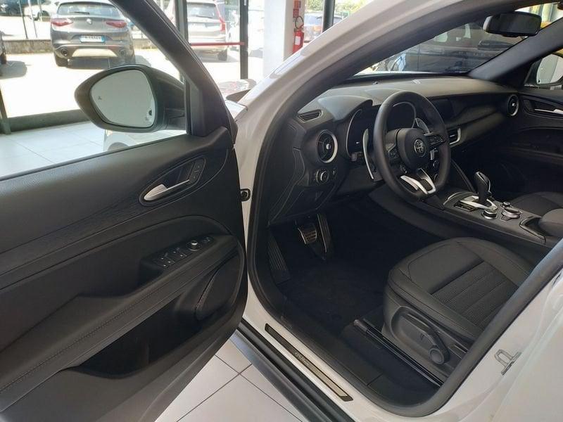 Alfa Romeo Stelvio 2.2 Turbodiesel 160 CV AT8 RWD Sprint SOLO 650 KM