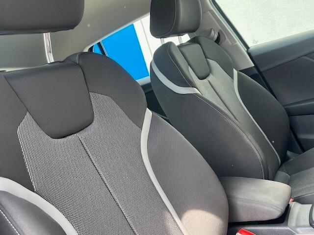 Audi Q2 35 TFSI S tronic Business Design