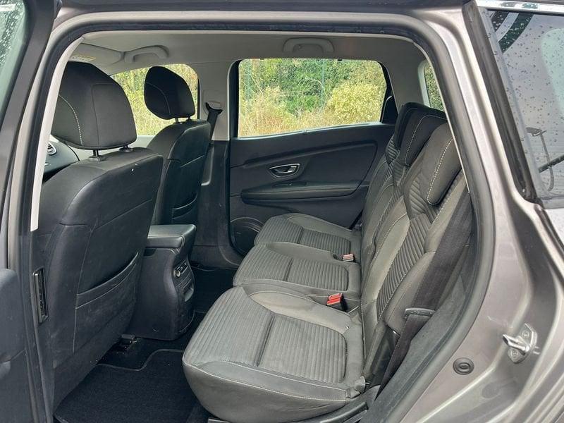 Renault Grand Scénic Blue dCi 120 CV Initiale Paris