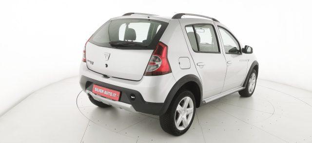 DACIA Sandero Stepway 1.6 8V 90CV