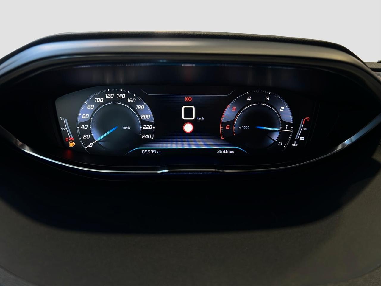 Peugeot 3008 BlueHDi 120 S&S Business