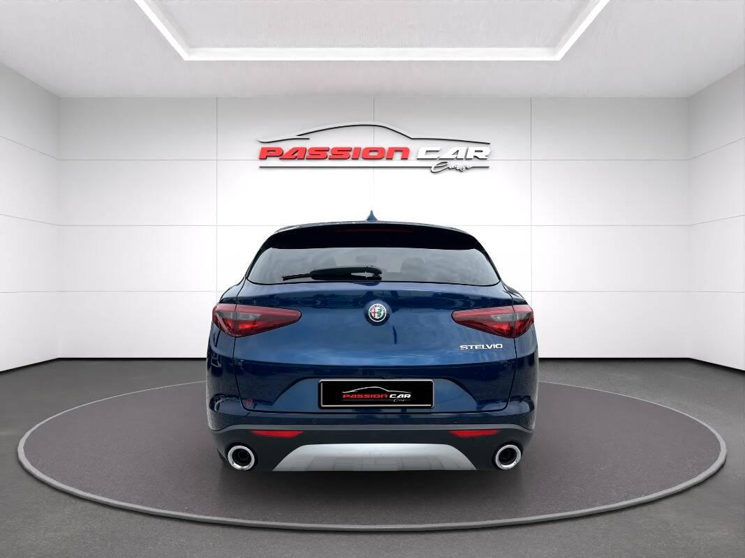 Alfa Romeo Stelvio 2.2 t Rosso Edizione rwd 160cv auto