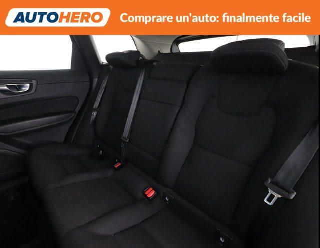 VOLVO XC60 B4 (d) AWD Geartronic Momentum Pro