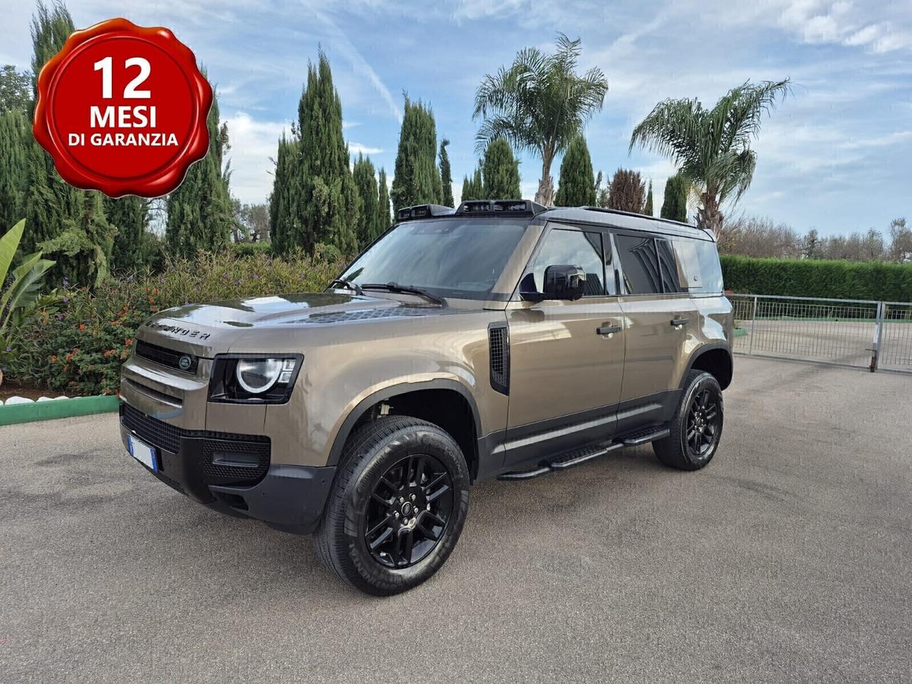 LAND ROVER DEFENDER 110 2.0 240 Cv TETTO APRIBILE 7 POSTI -8-2020