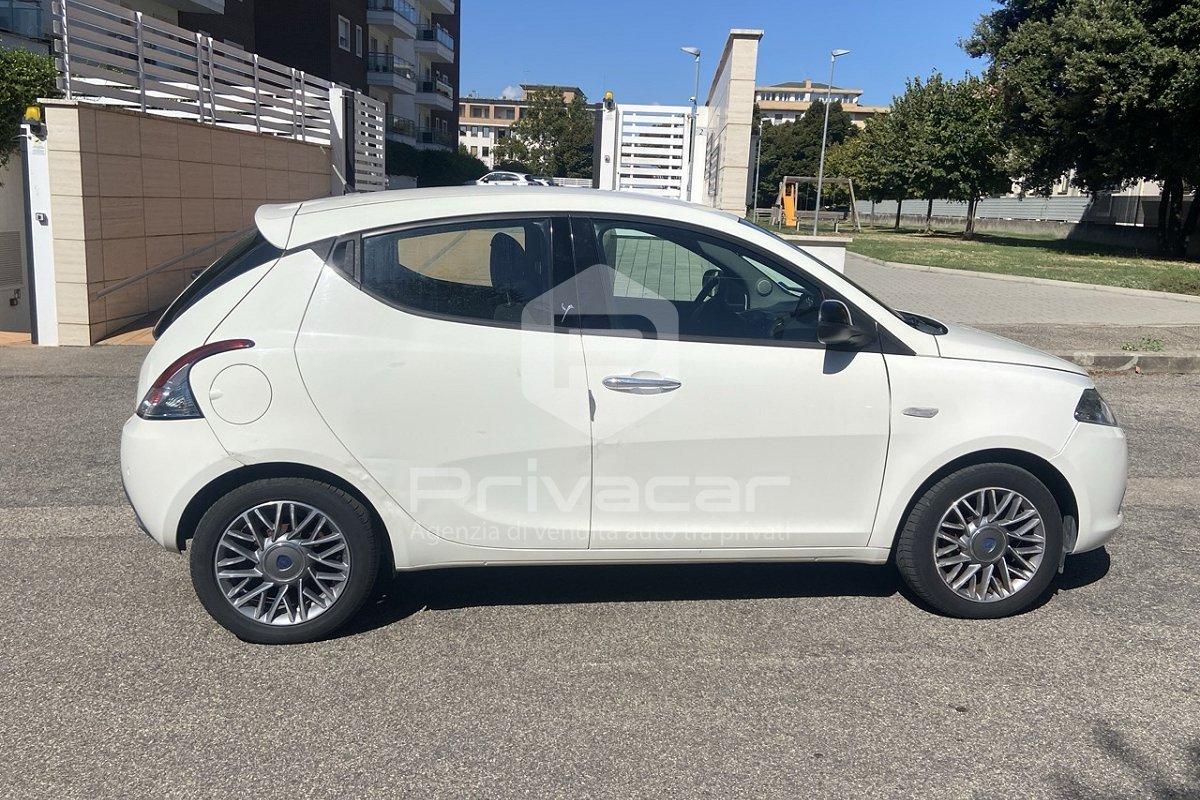 LANCIA Ypsilon 1.2 69 CV 5 porte S&S Gold
