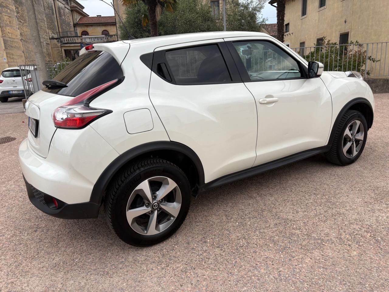 Nissan Juke 1.6 benzina GPL anno 2019 km 73000