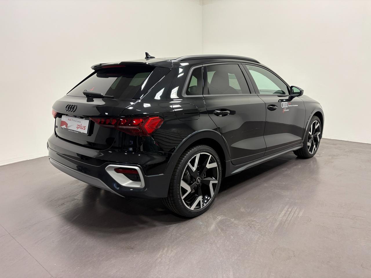 AUDI A3 ALLSTREET TDI S-TRONIC