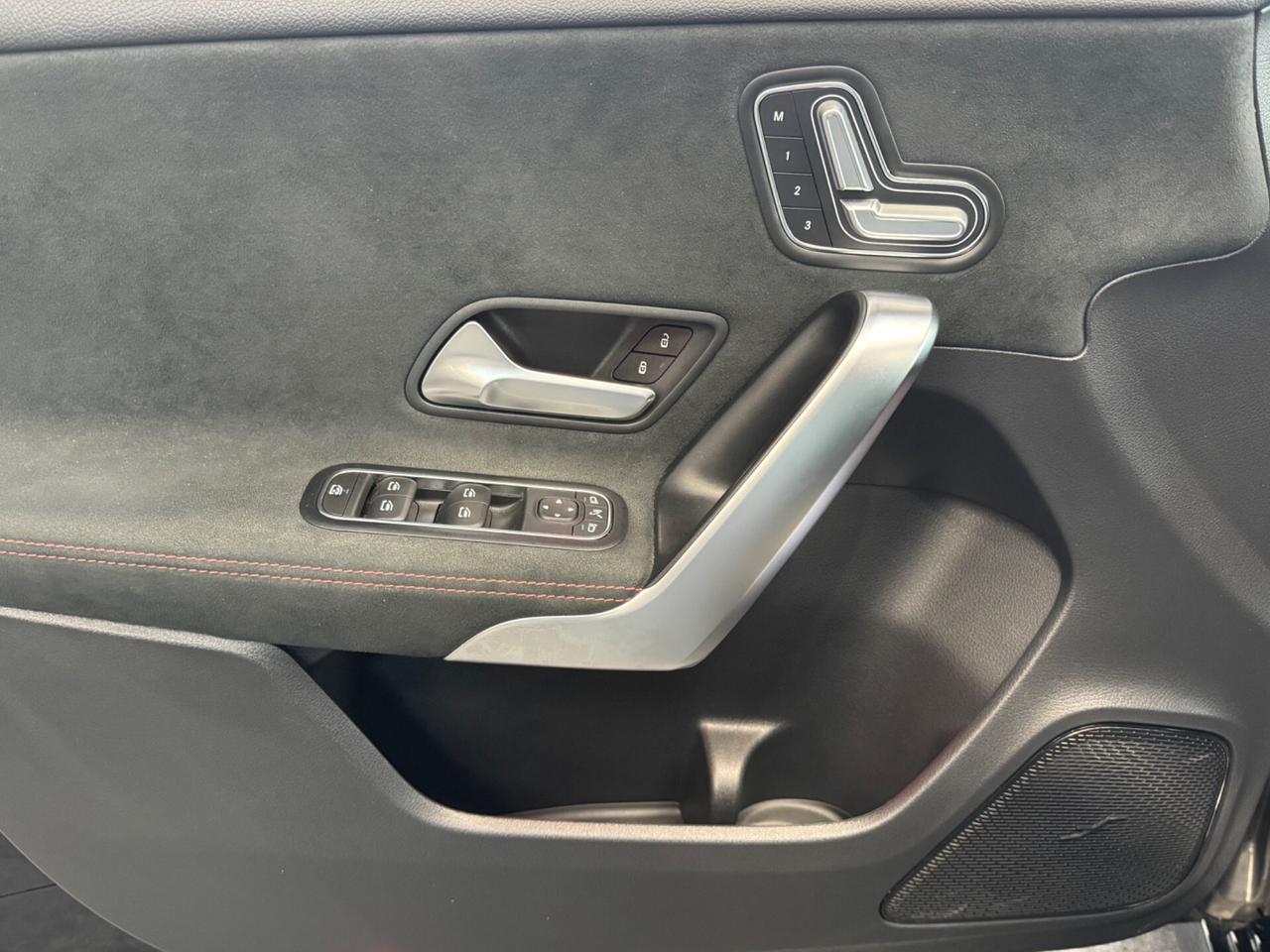 Mercedes-benz A 200 d Automatic AMG Line Premium