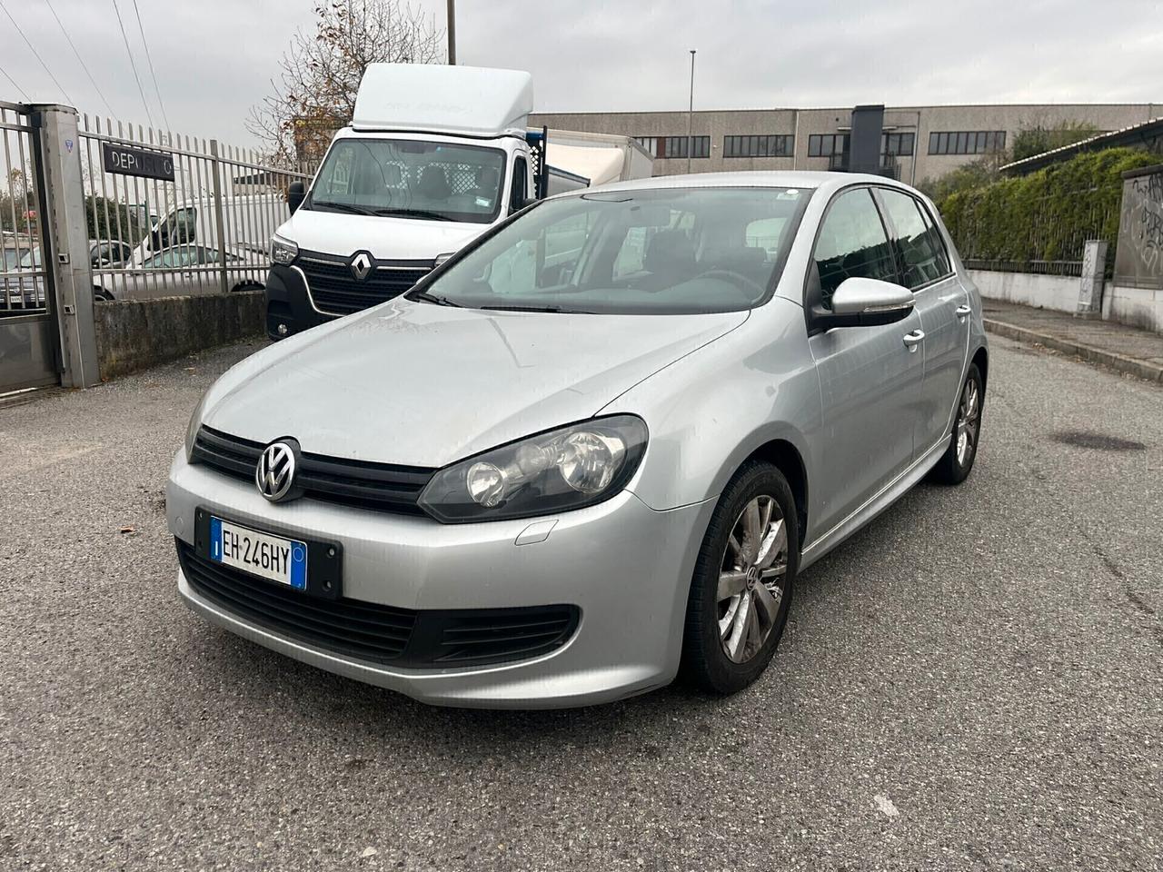 Volkswagen Golf 1.6 TDI DPF 5p. Highline