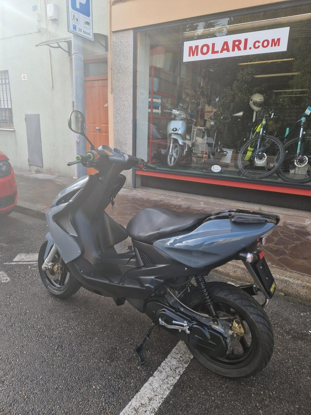 Yamaha Aerox / MBK Nitro 50 cc Grigio 06/2001