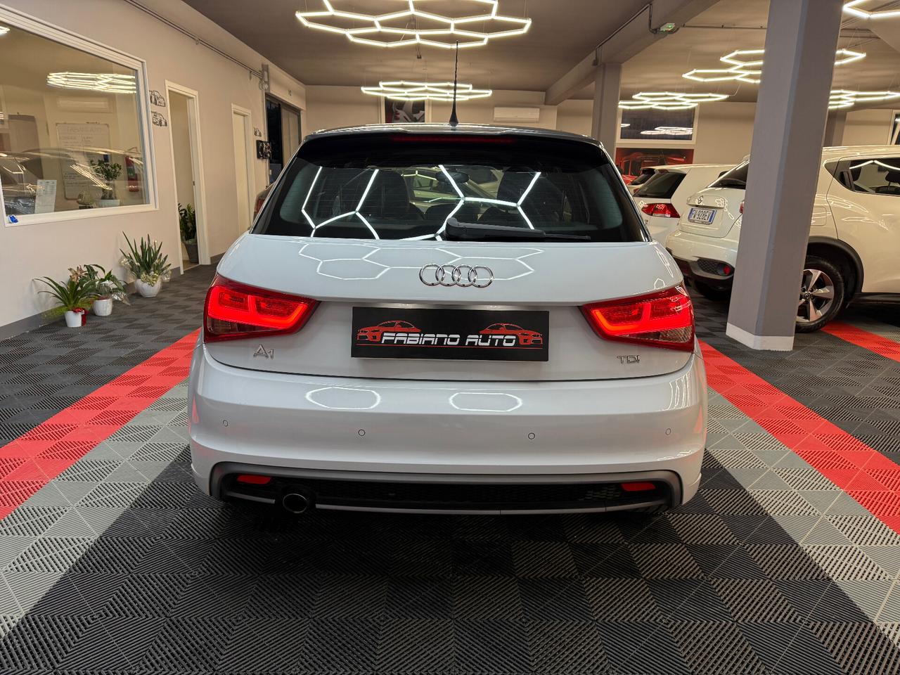 Audi A1 1.6 TDI S-LINE - FABIANOAUTO