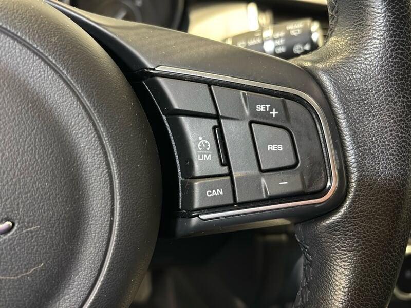 Jaguar E-Pace E-Pace 2.0D 150 CV AWD aut.