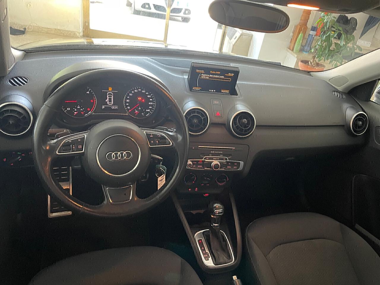 AUDI A1 SPB 1.6 TDI 116 CV S TRONIC "UNICA"