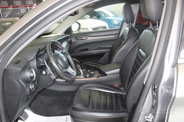 ALFA ROMEO Stelvio 2.0 Turbo 280 CV AT8 Q4 First