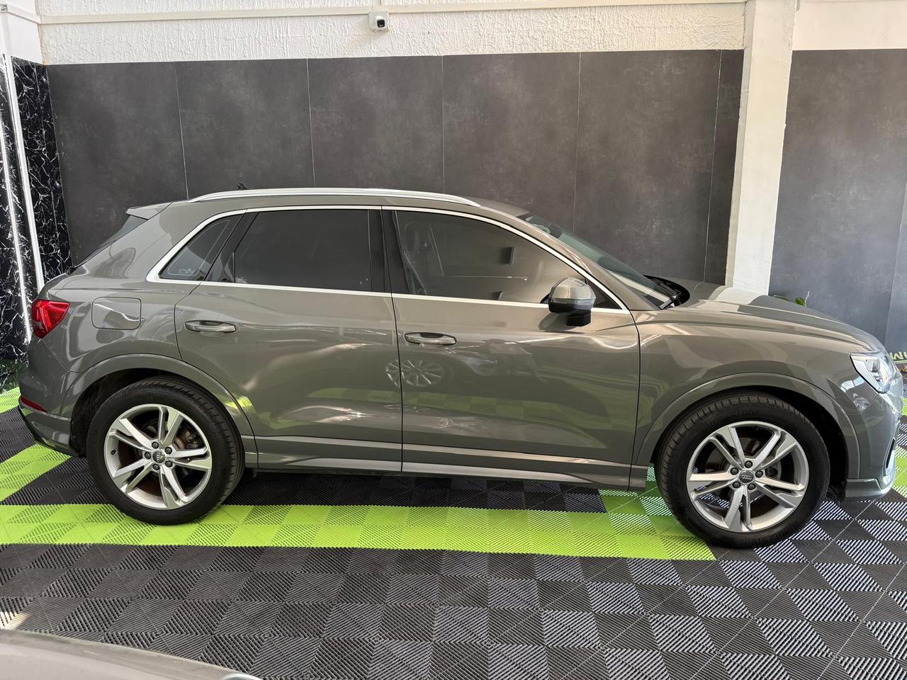 Audi Q3 2.0 TDI S-line Quattro