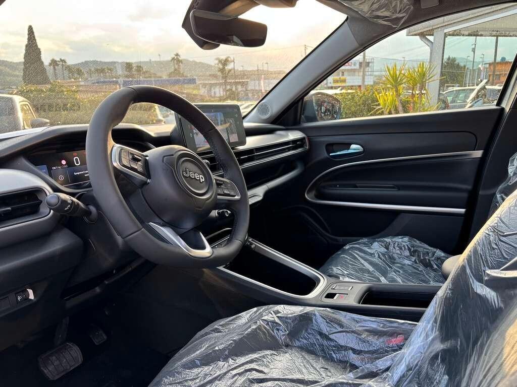 Jeep Avenger 1.2 Turbo 110 CV MHEV Summit automatica a 269 euro al mese