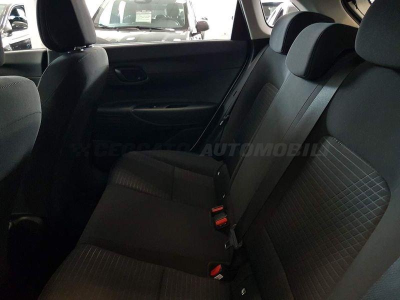 Hyundai i20 i20 1.2 Connectline Exterior Pack Gpl