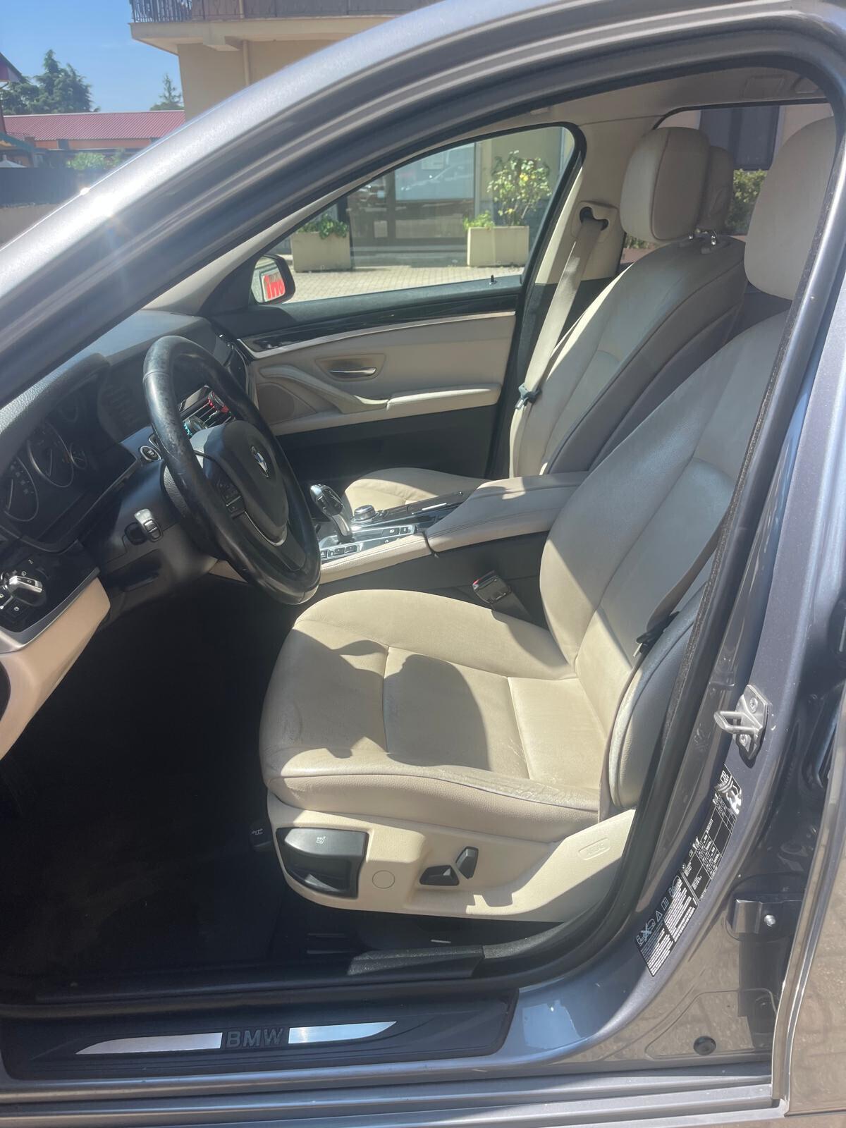 Bmw 525 525d xDrive Touring Luxury