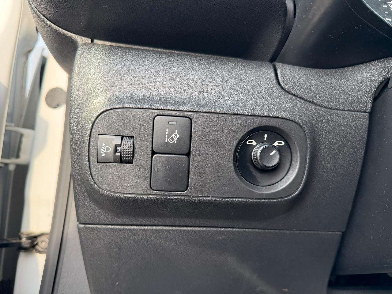CITROEN C3 2022 1.2 BENZINA 83 CV *SINISTRATA