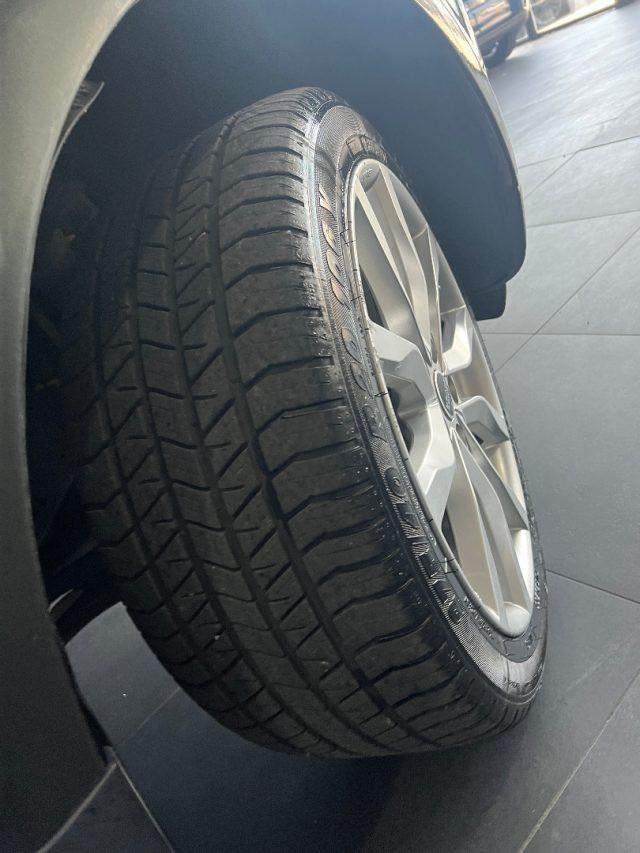LAND ROVER Range Rover Sport 2.7 TDV6 HSE