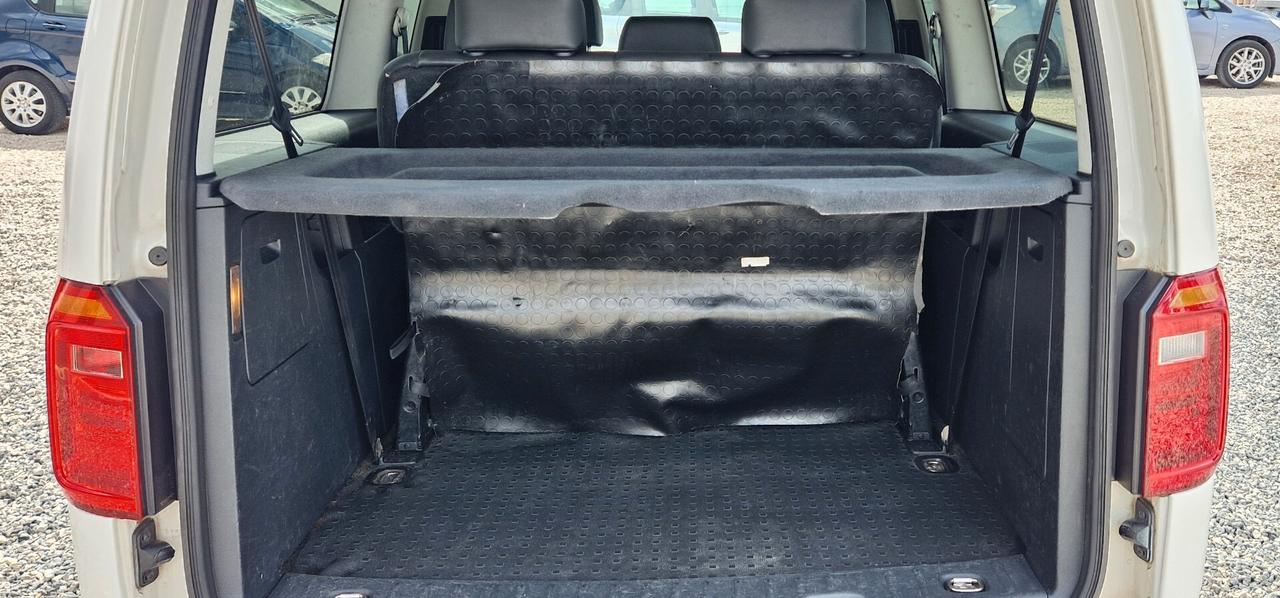 Volkswagen Caddy Pianale Ribassato 2.0 TDI 150 CV 7posti Highline 7posti